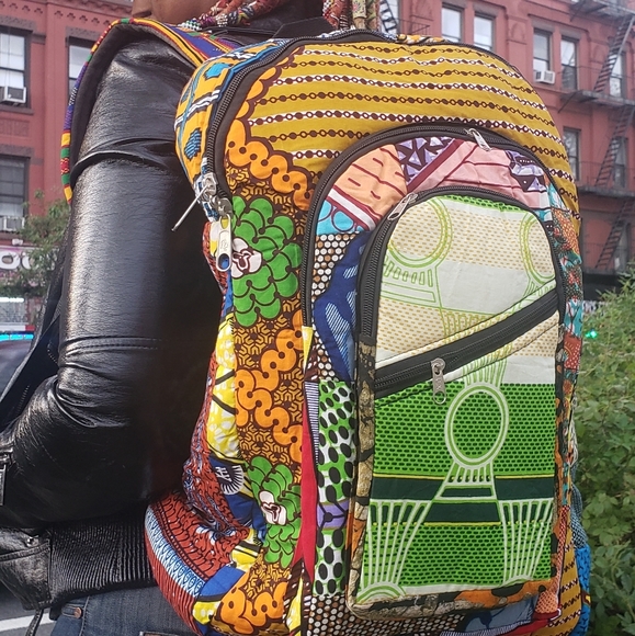 backpack - Picture 1 of 2